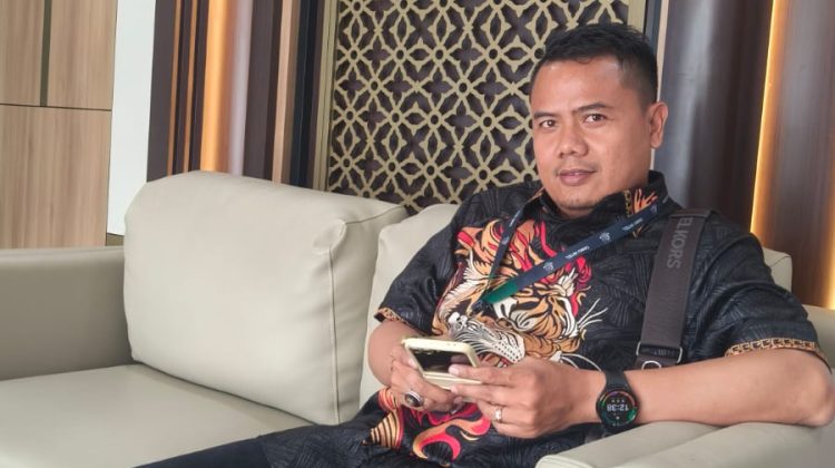 Kinerja Dipertanyakan, Laporan Dana Reses Mandek di Kejari Tanjung Perak, AMI Lapor ke Kejagung