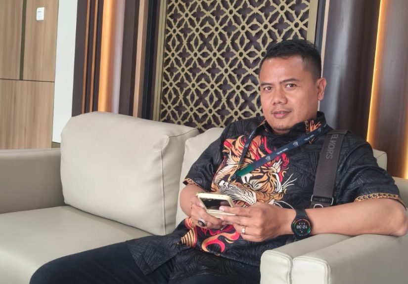 0abf5f15916a4c90b32cb37e16221be3