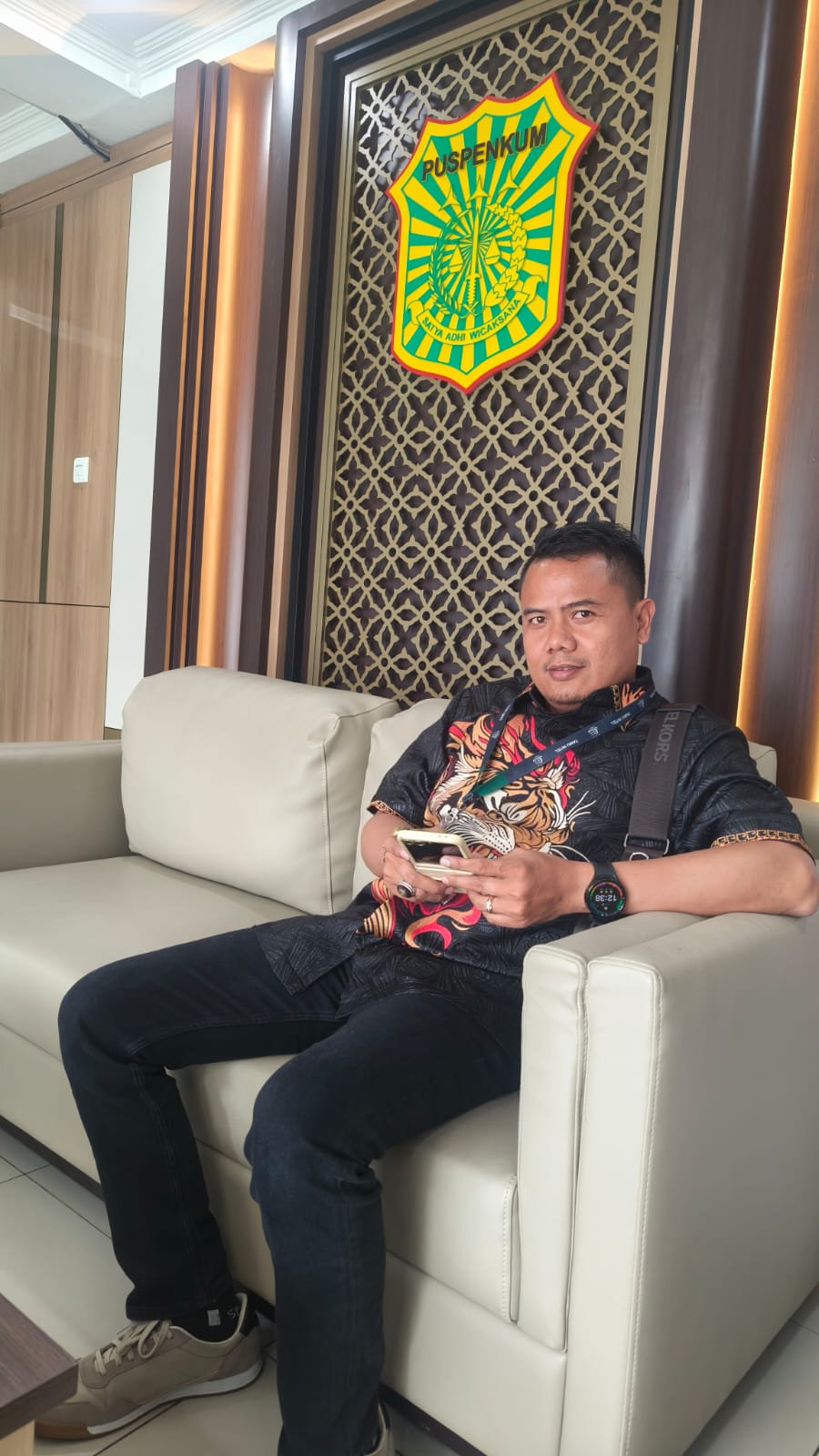 0abf5f15916a4c90b32cb37e16221be3