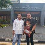 28c9ab85301a4e029ad70a25b020bf66