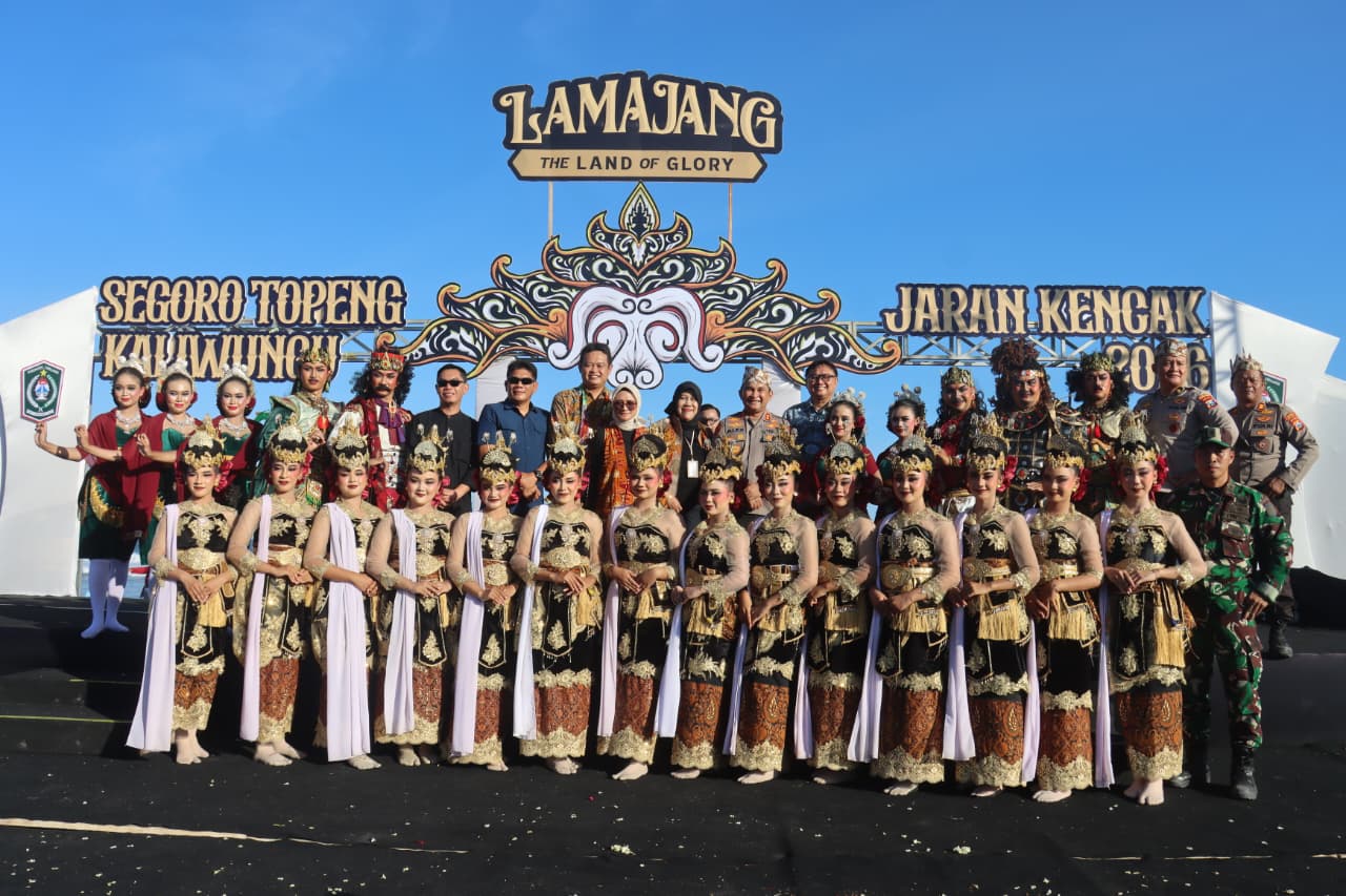 Kapolres Lumajang Perketat Keamanan Pelestarian Budaya 500 Penari Warisi Budaya Segoro Topeng Kaliwungu Meriah