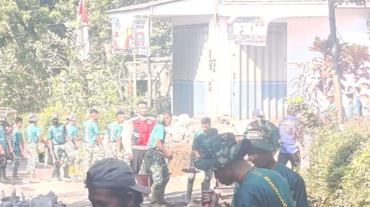 Dok: TNI-POLRI bersama Warga 
